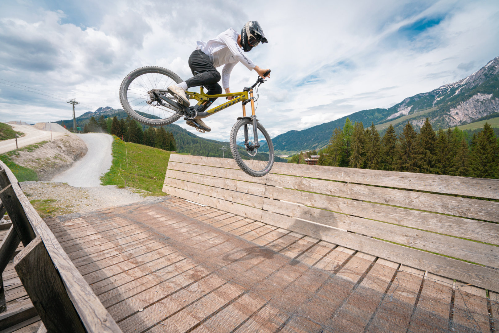 Elements Outdoorsports